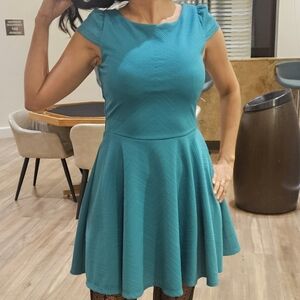 Elegant Teal Cap Sleeve Dress